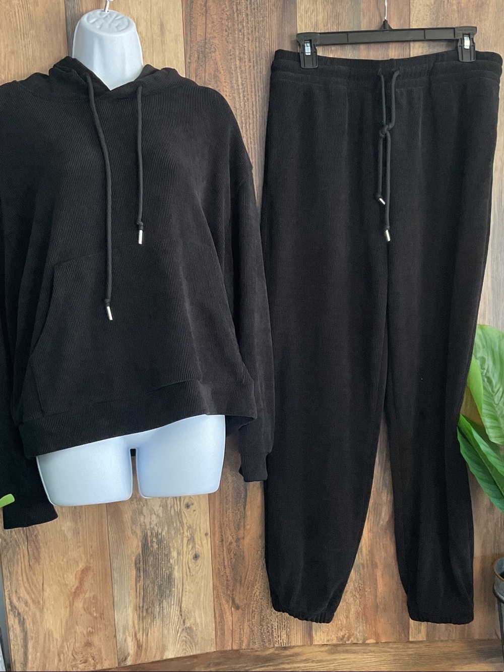 Yelete Black Ribbed Cozy Lounge Joggers Pants & Hoodie Set L/XL C269